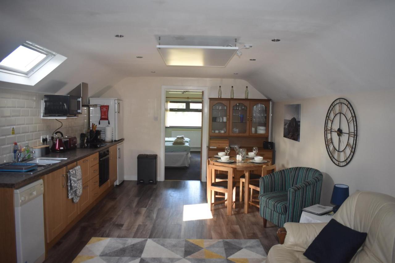 Glens Of Antrim Apartment The Sheddings Esterno foto